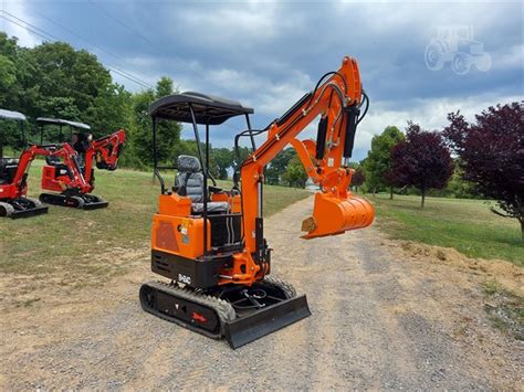 Ground Hog BH24D Excavators for Sale New & Used 